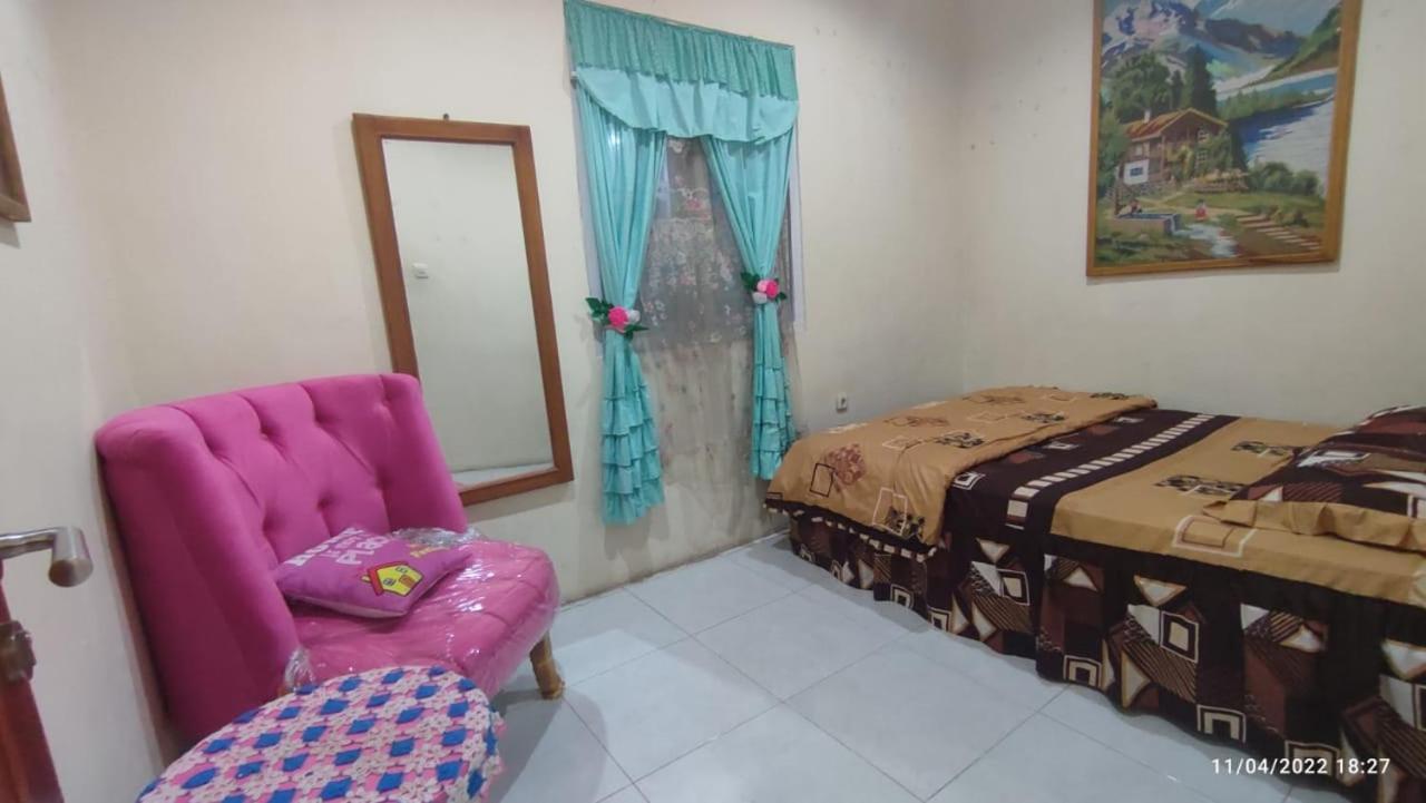 D-Rima Homestay Рутенг Экстерьер фото