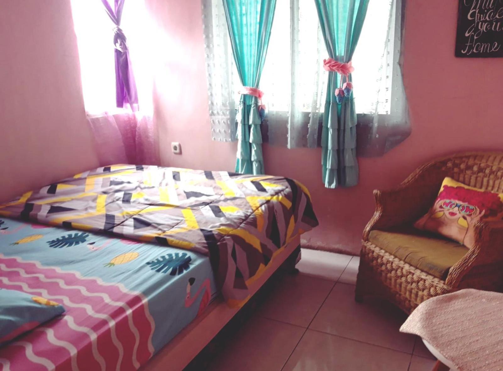 D-Rima Homestay Рутенг Экстерьер фото