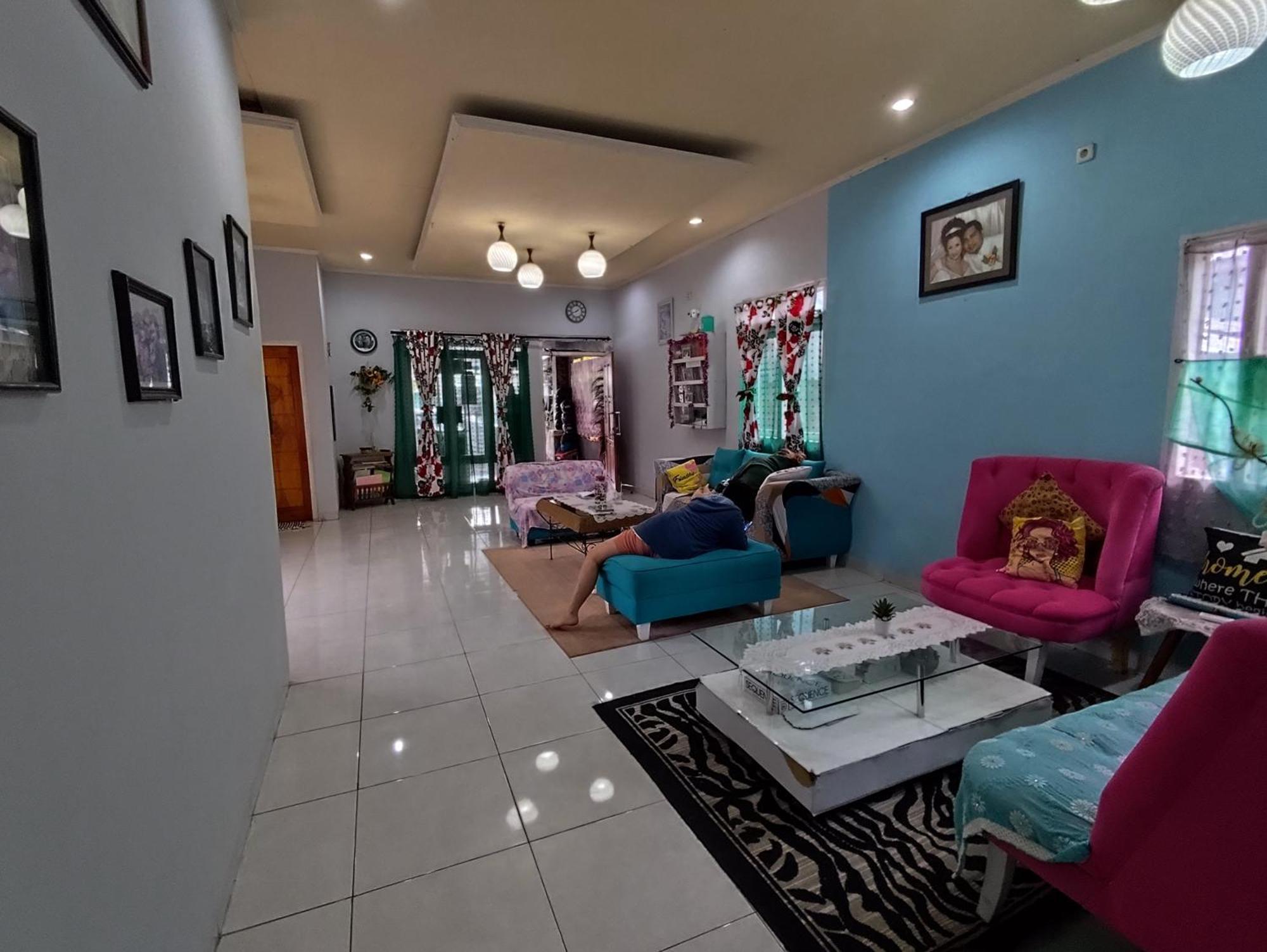 D-Rima Homestay Рутенг Экстерьер фото