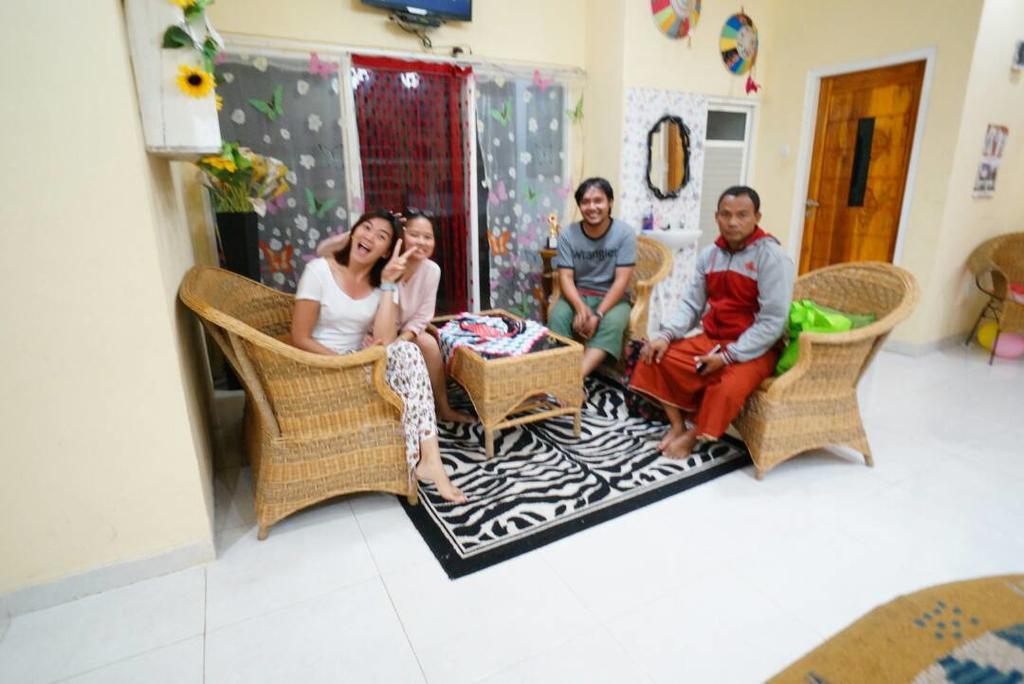D-Rima Homestay Рутенг Экстерьер фото